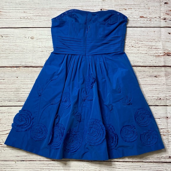 BCBGMAXAZRIA Taffeta Fit and Flare Larkspur Blue Strapless Dress Sz 4 - Picture 14 of 16
